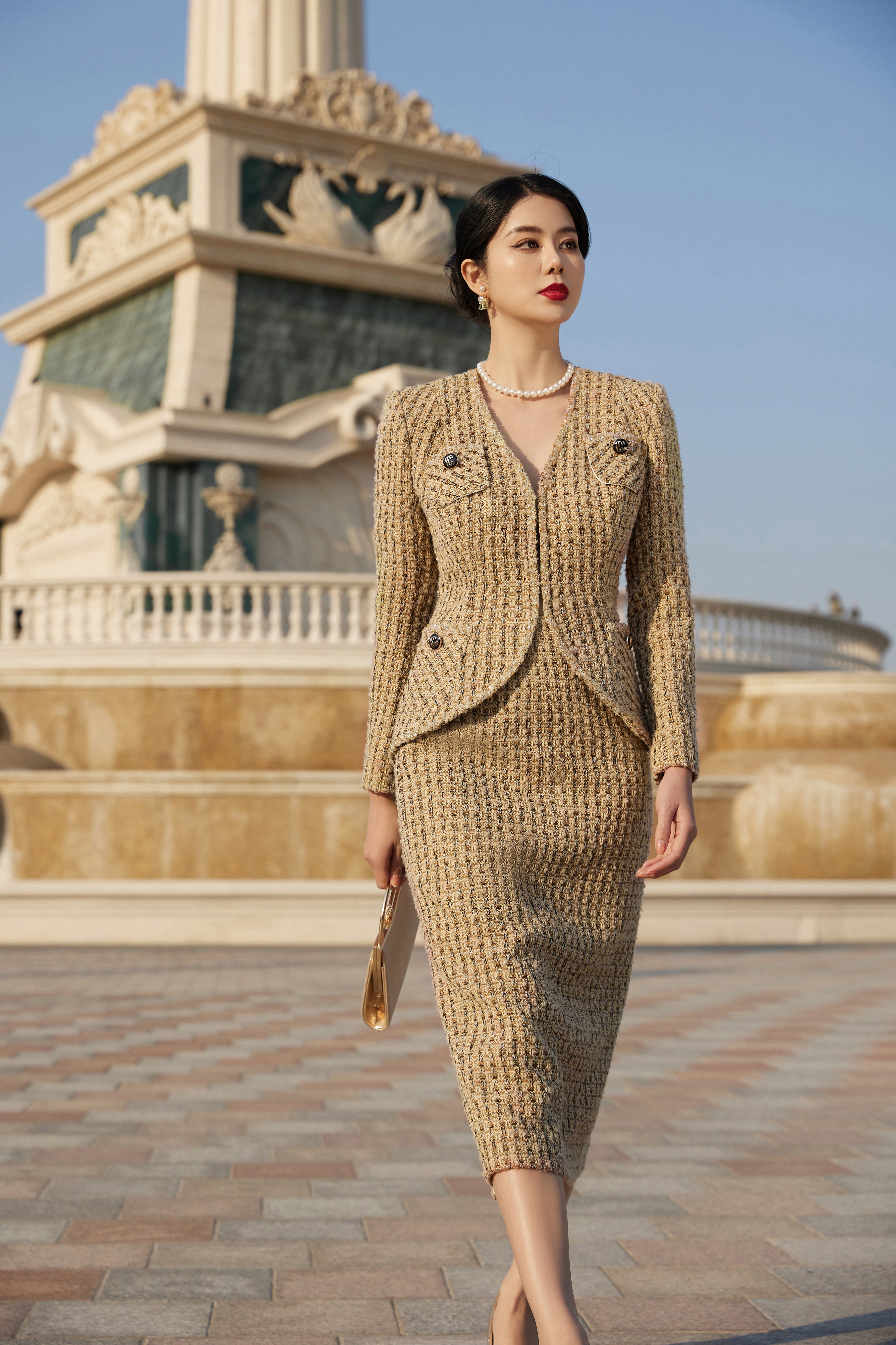 ワンピース sheller gold button box pleated tweed Double-Breasted Textured Dress With Decorative Gold Buttons